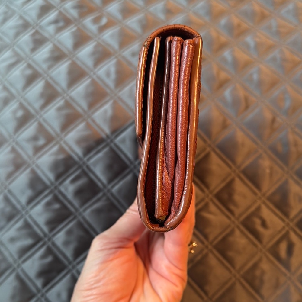 Bottega Veneta Brown Woven Clutch w COA - Picture 9 of 10